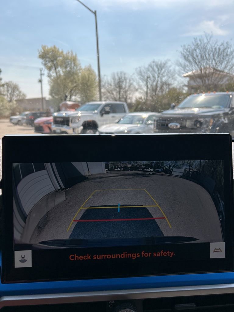 Used 2024 Toyota Tacoma TRD Off-Road image 14