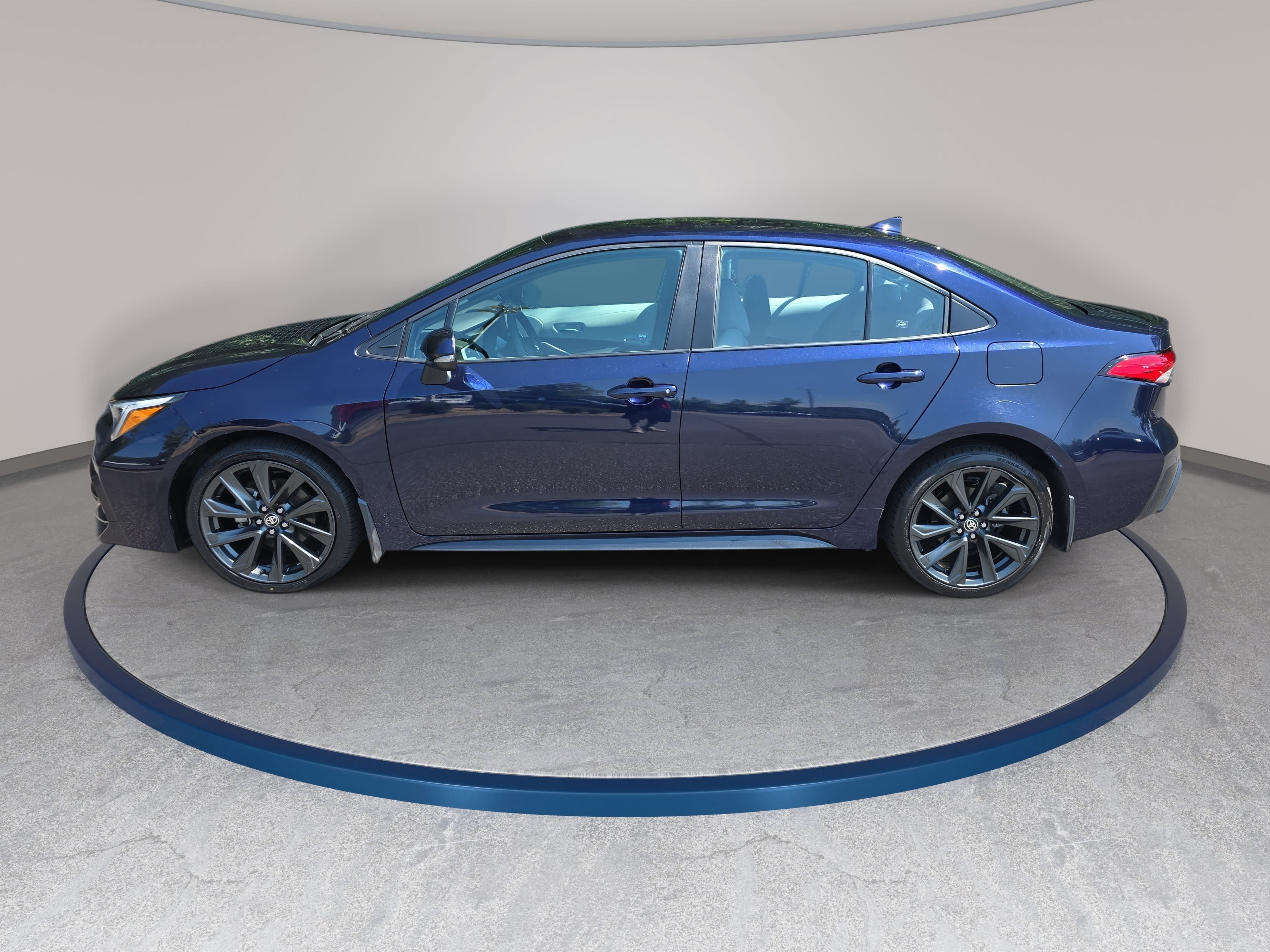 Used 2025 Toyota Corolla SE FWD image 8