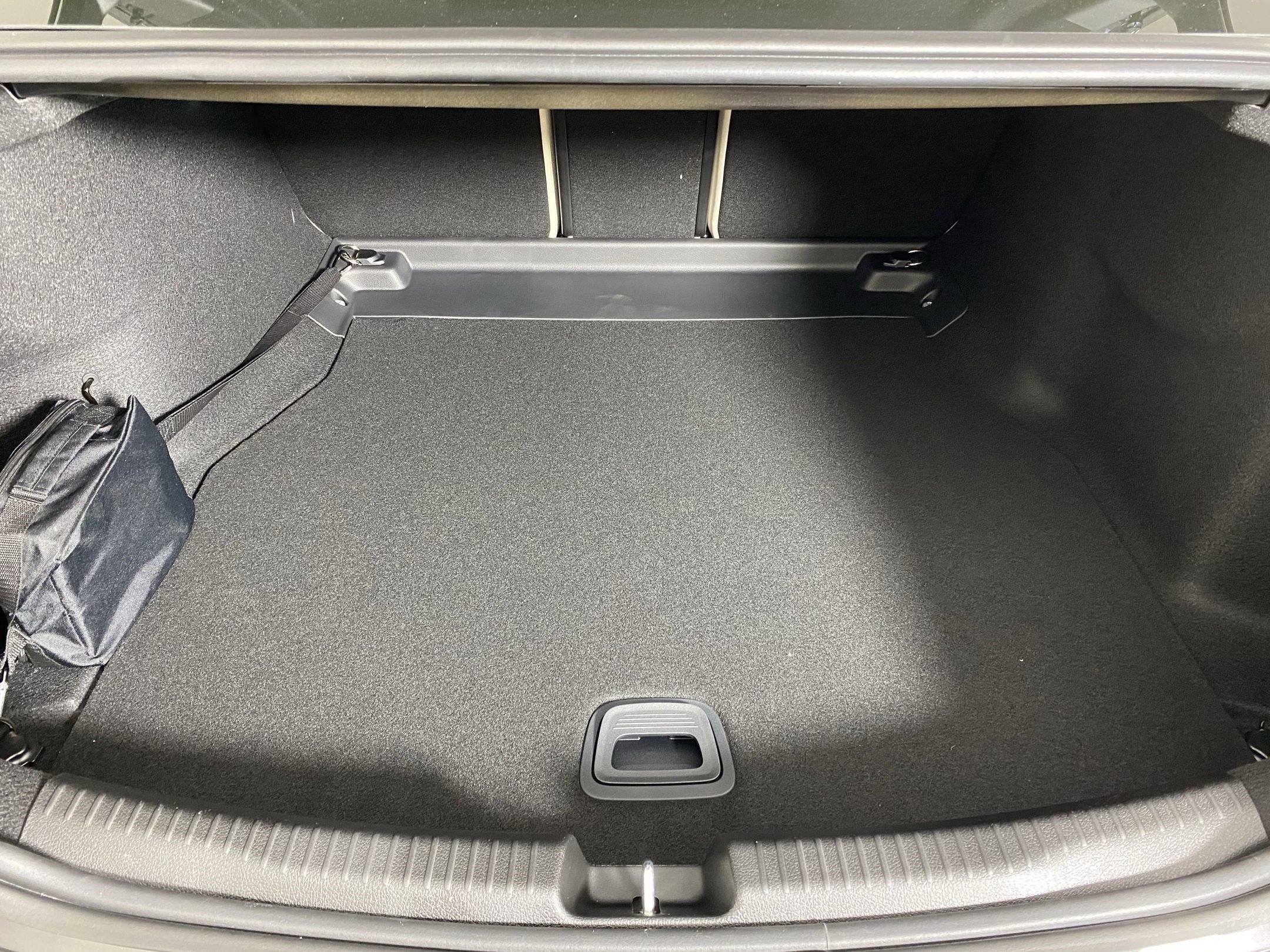 Used 2025 Mercedes-Benz C 300 C 300 image 29