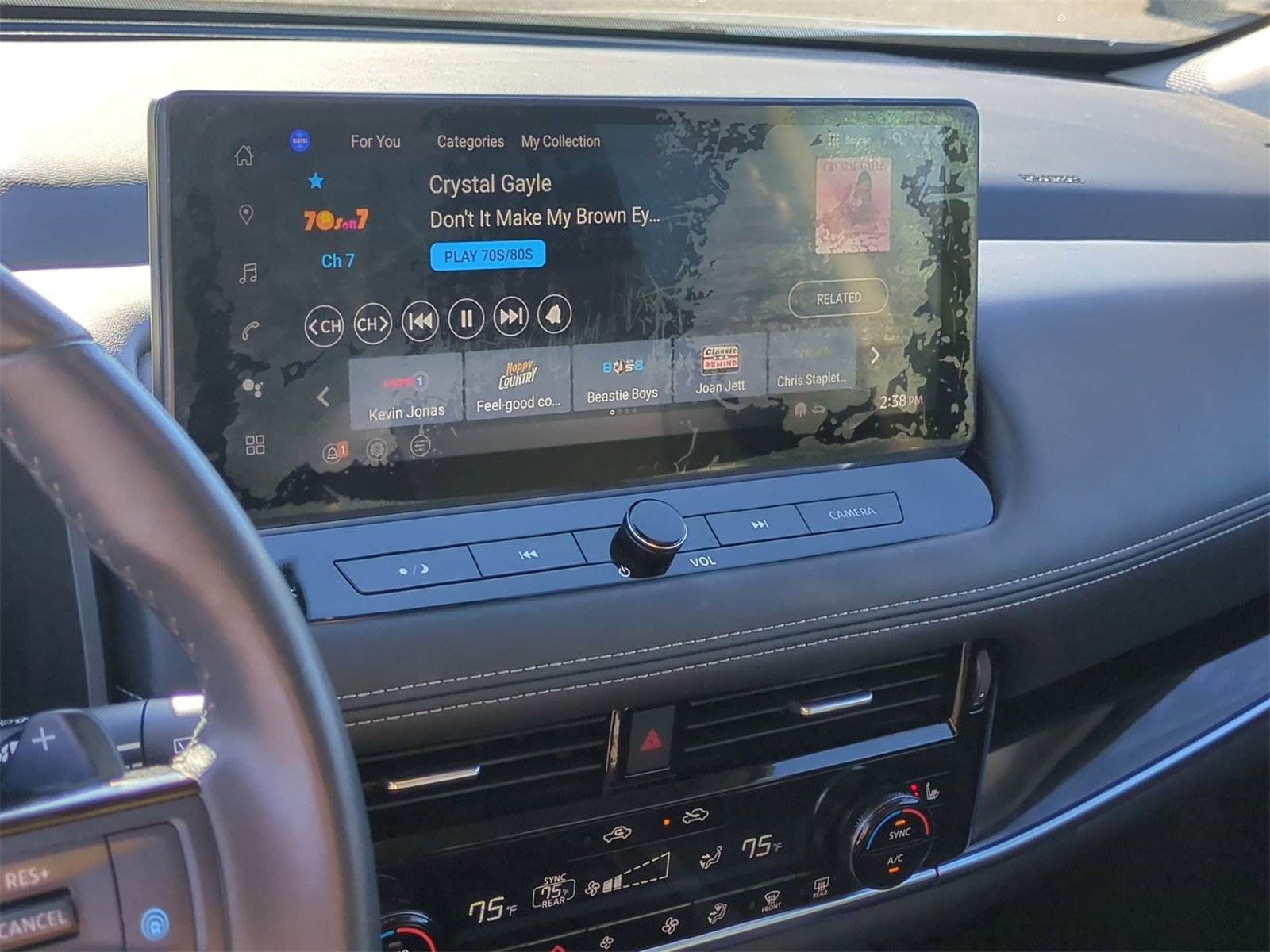 Used 2024 Nissan Rogue SL w/ SL Premium Package image 13