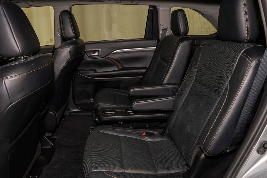 Used 2019 Toyota Highlander Limited image 8