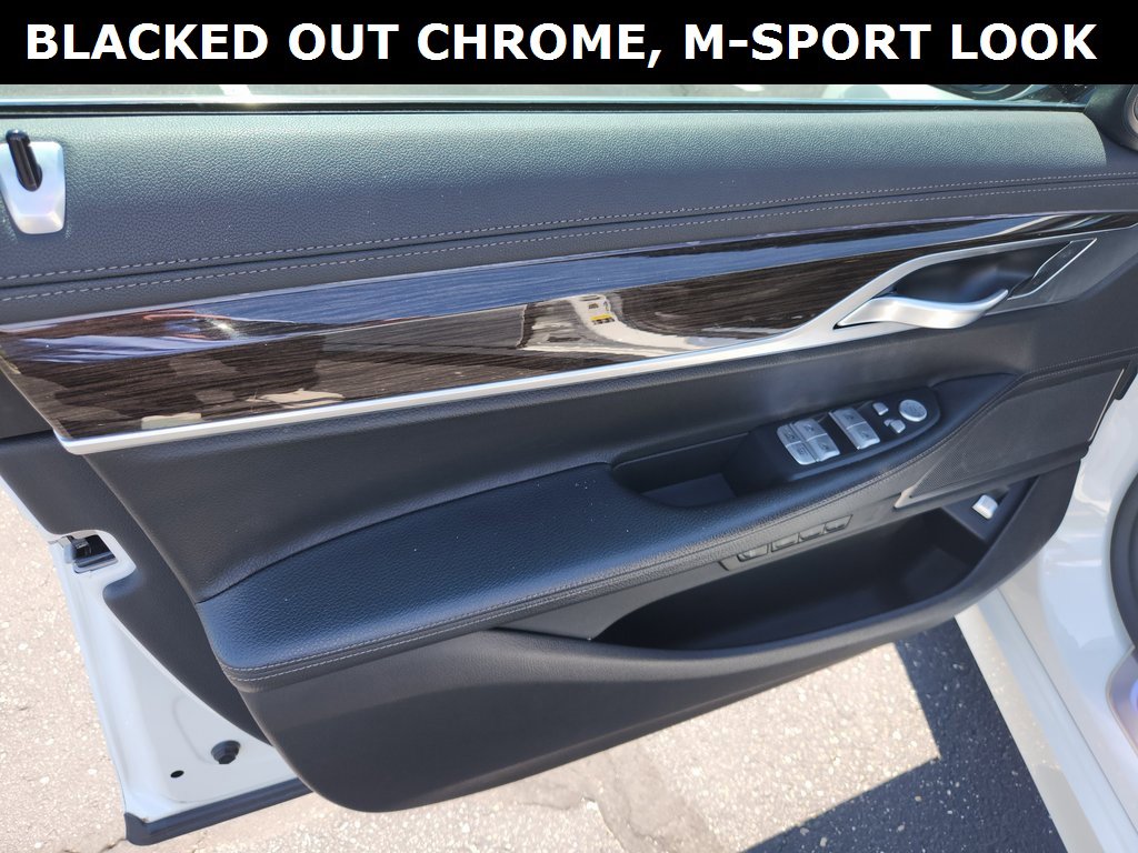 Used 2021 BMW 740i xDrive image 17