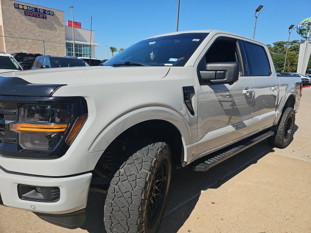 Used 2024 Ford F150 XLT w/ Equipment Group 302A MID AWD/4WD image 11