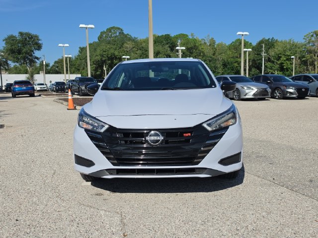 Certified 2025 Nissan Versa SR FWD image 3