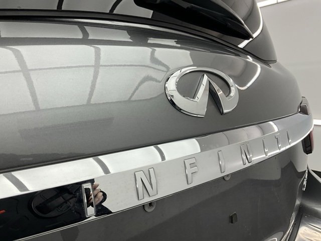 Used 2019 INFINITI QX80 Luxe image 25