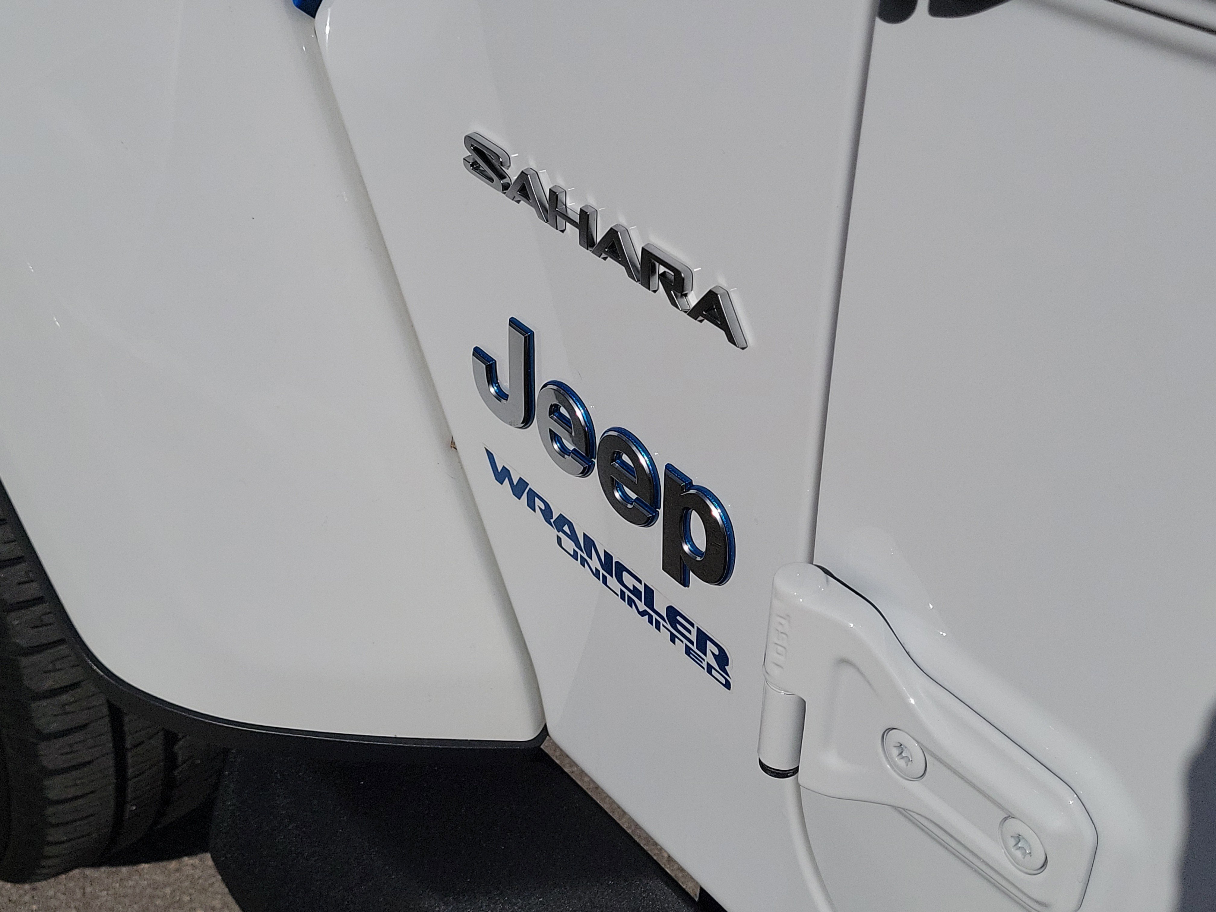 Used 2022 Jeep Wrangler Unlimited Sahara image 29