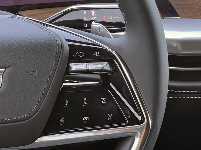 New 2026 Cadillac Escalade ESV Platinum Sport w/ LPO, ONYX Package AWD/4WD image 13