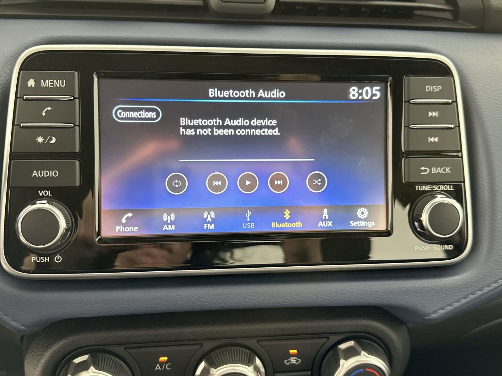 New 2025 Nissan Versa SV FWD image 16