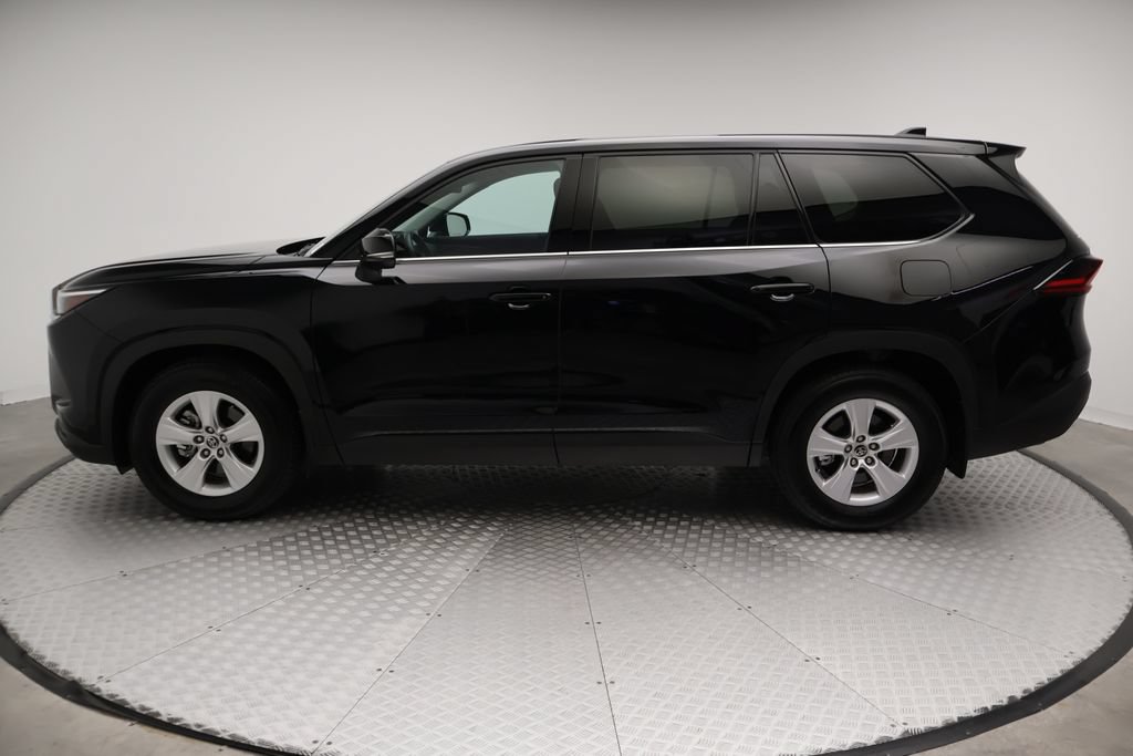 Used 2026 Toyota Grand Highlander FWD image 12