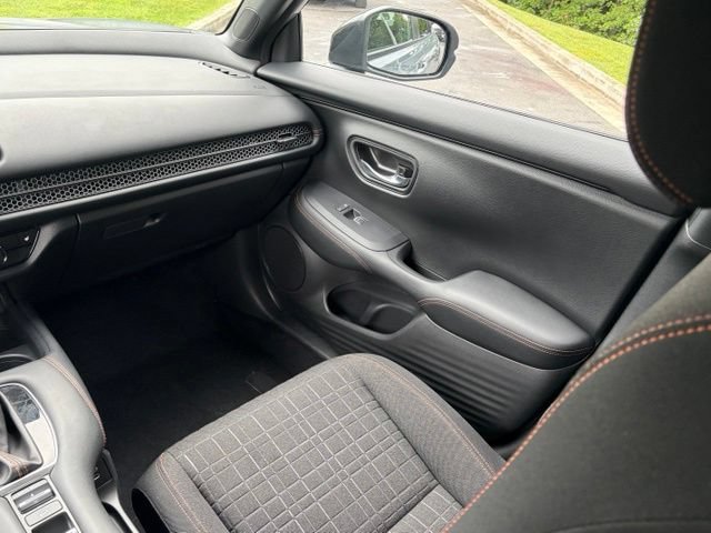 Certified 2024 Honda HR-V Sport image 33