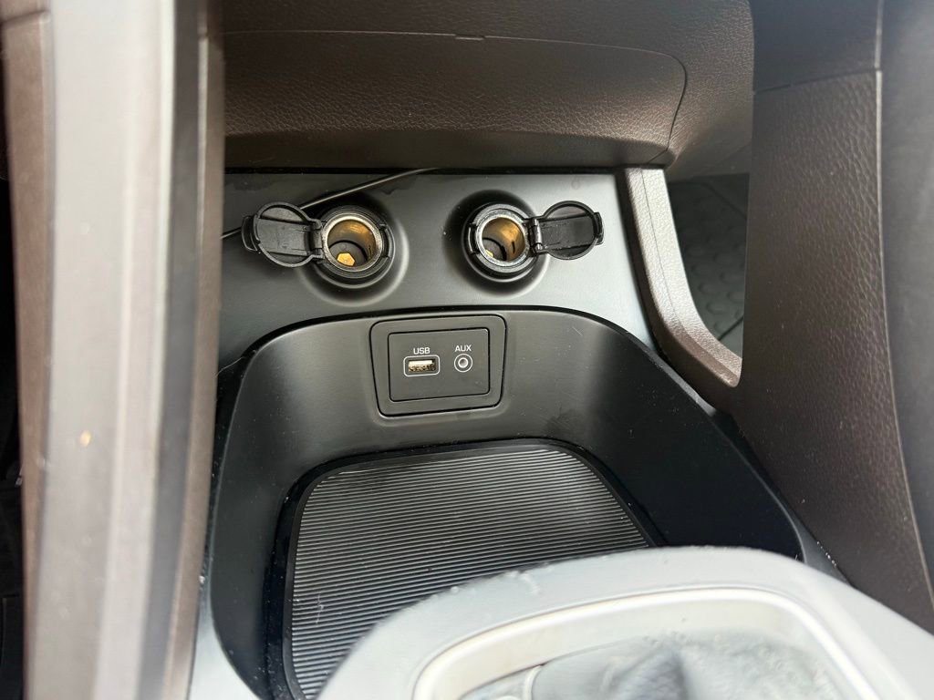 Used 2018 Hyundai Santa Fe Sport FWD image 19