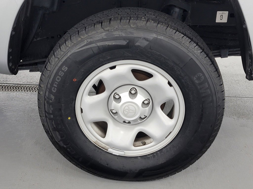 Certified 2023 Toyota Tacoma SR AWD/4WD image 11