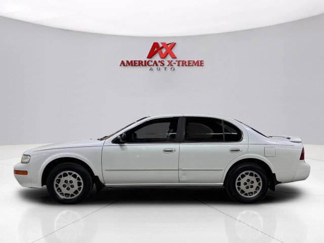 Used 1996 Nissan Maxima GXE FWD image 4