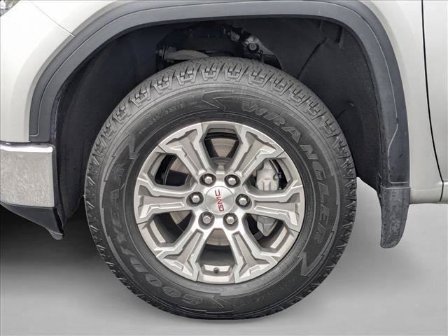 Used 2020 GMC Sierra 1500 SLT w/ X31 Off-Road Package AWD/4WD image 19