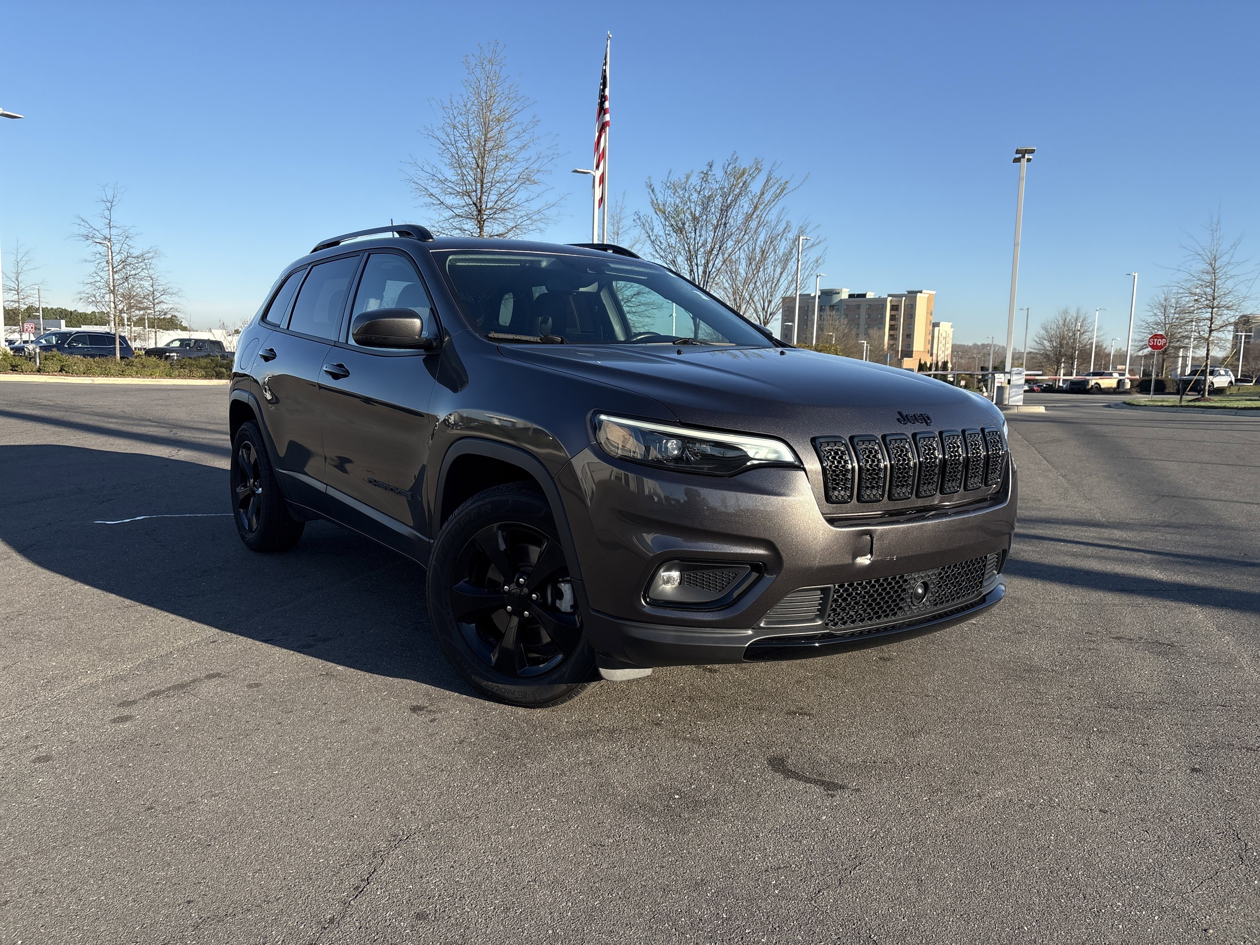 Certified 2021 Jeep Cherokee Latitude Plus image 2