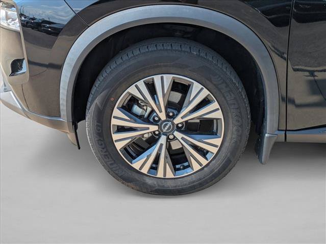 Used 2023 Nissan Rogue SV w/ SV Premium B Package FWD image 23