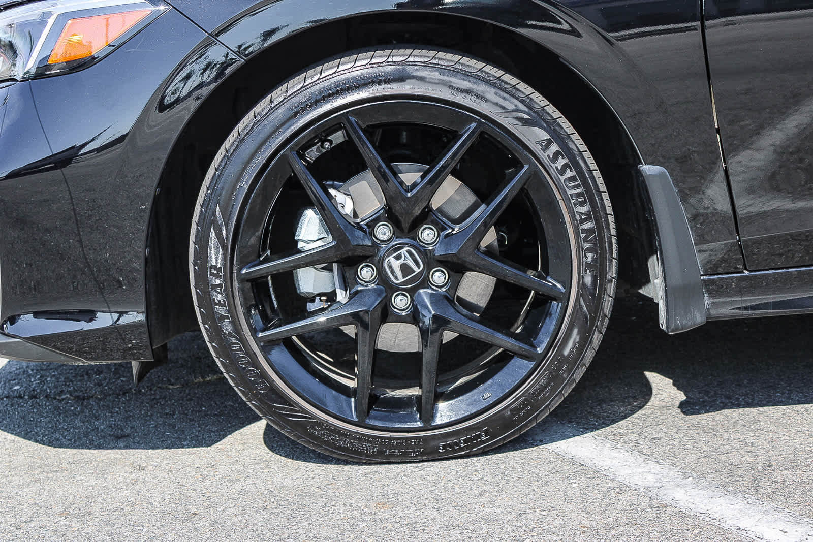 Certified 2025 Honda Civic Sport Touring image 9