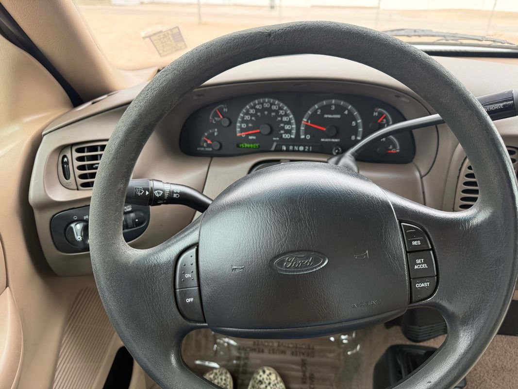 Used 1999 Ford F150 XLT image 20