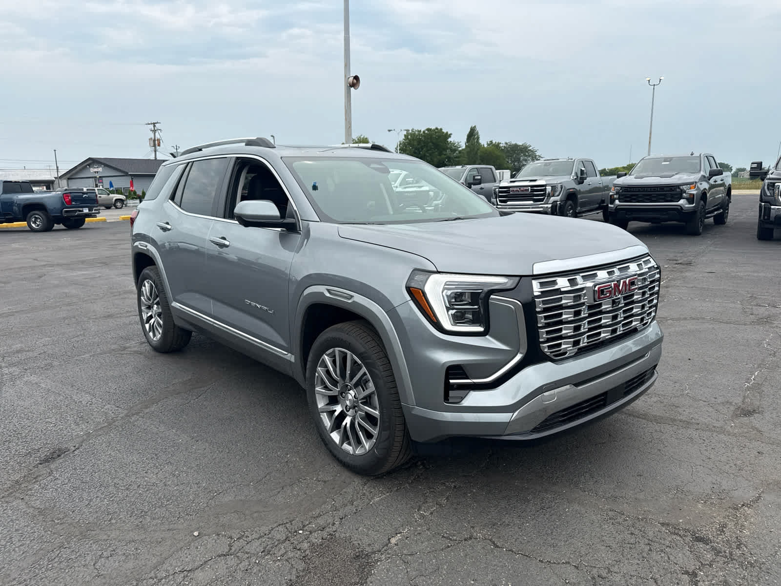 New 2027 GMC Terrain Denali w/ LPO, Floor Liner Package AWD/4WD image 7