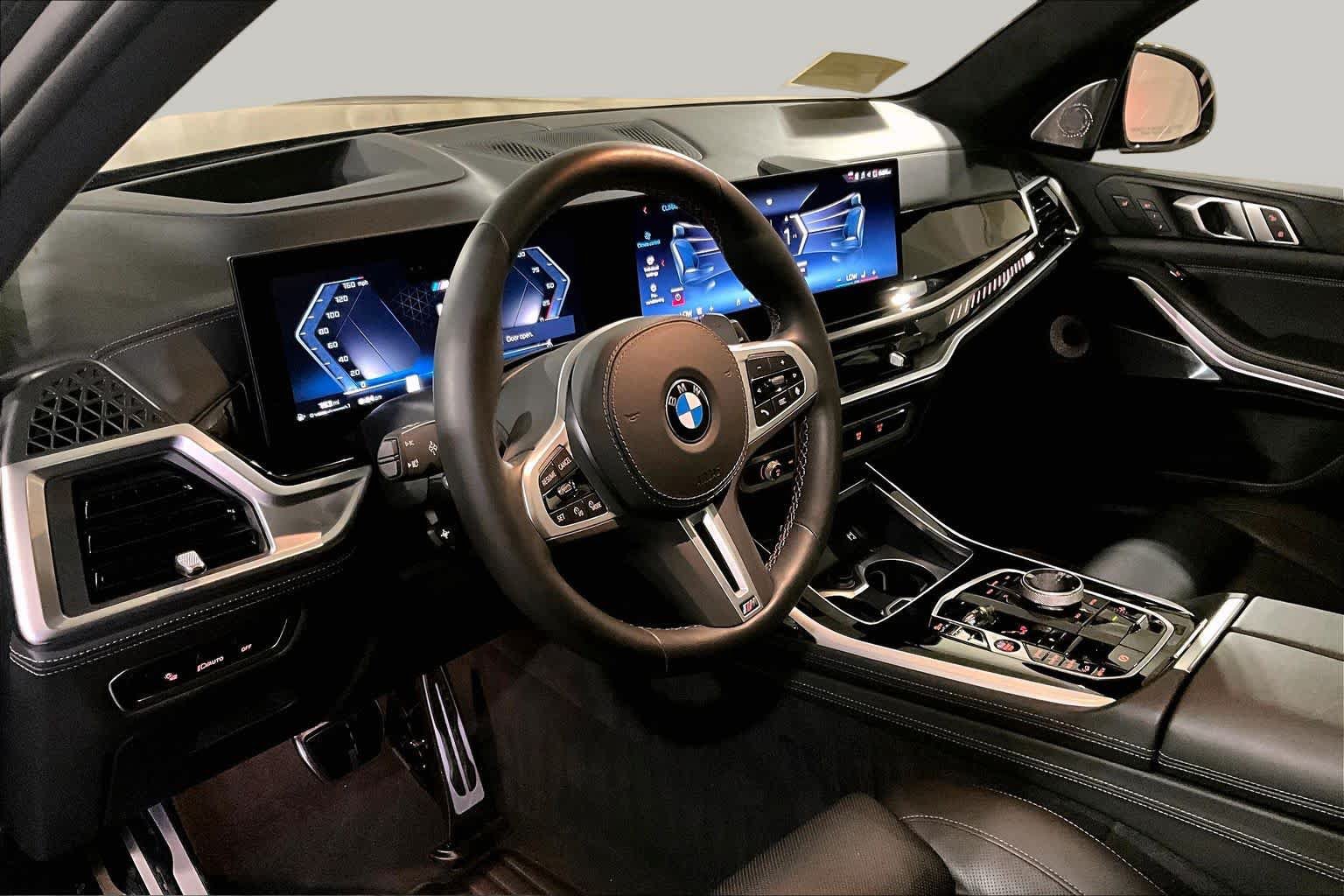 Certified 2025 BMW X7 M60i AWD/4WD image 17