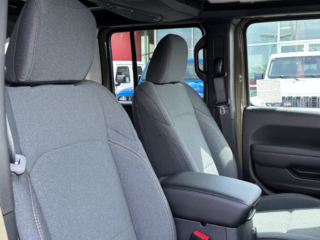 New 2026 Jeep Wrangler Unlimited Sport AWD/4WD image 15
