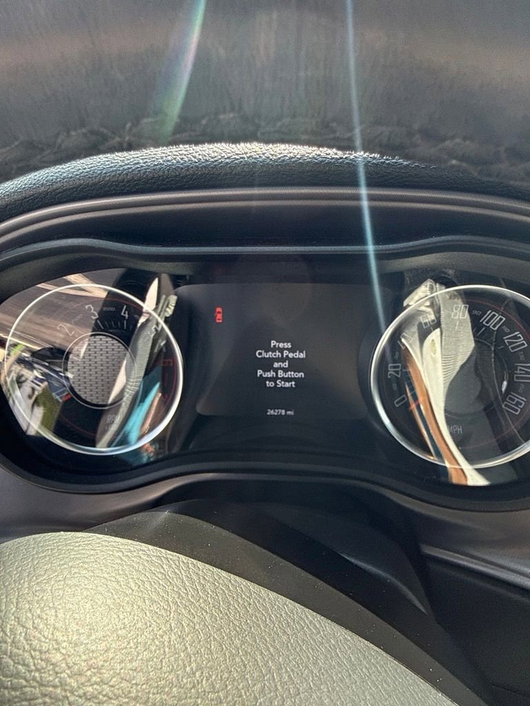Used 2023 Dodge Challenger R/T RWD image 1