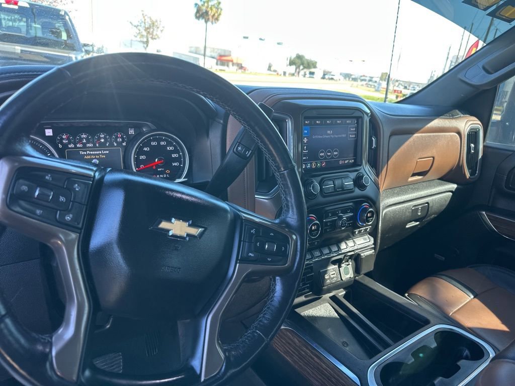 Used 2022 Chevrolet Silverado 3500 High Country w/ Safety Package II image 20