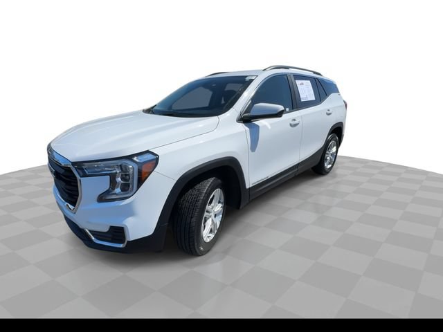 Certified 2023 GMC Terrain SLE w/ Driver Convenience Package AWD/4WD image 4