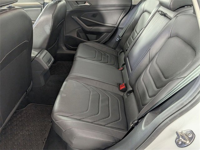 Used 2021 Volkswagen Jetta SEL Premium image 26