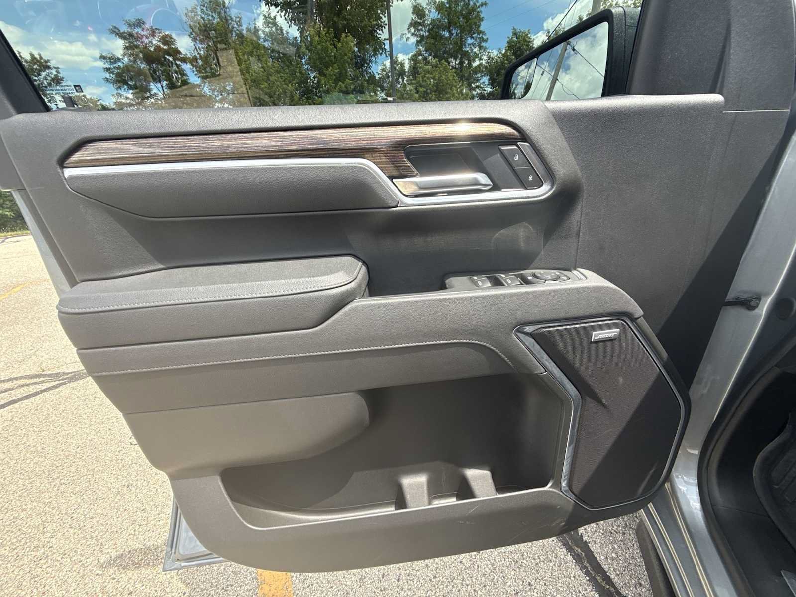 Certified 2025 GMC Sierra 1500 Elevation AWD/4WD image 21