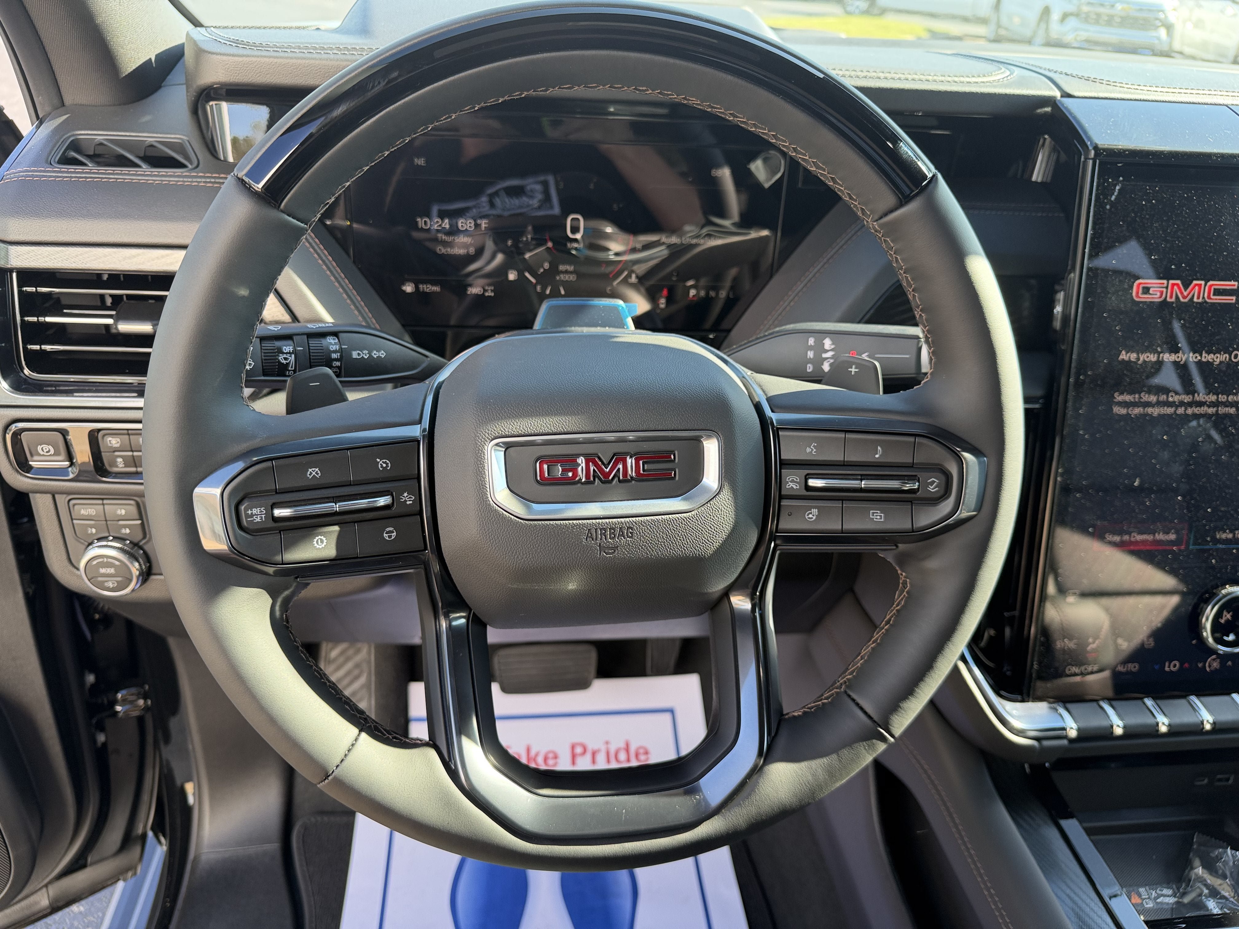 New 2027 GMC Yukon AT4 w/ AT4 Premium Plus Package AWD/4WD image 24