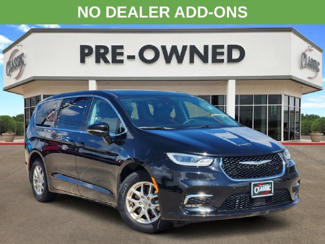 Used 2024 Chrysler Pacifica Touring-L