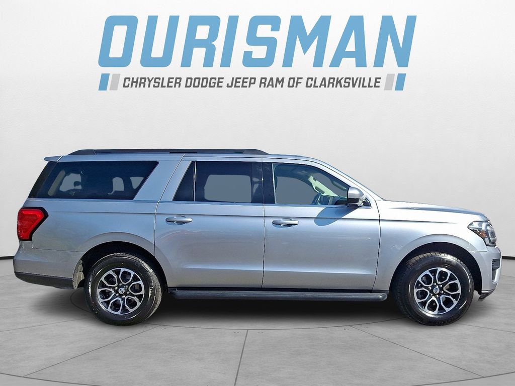 Used 2024 Ford Expedition Max XLT image 7