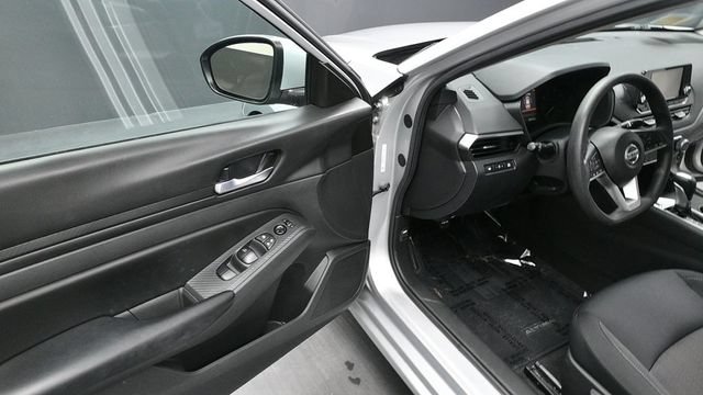 Used 2021 Nissan Altima 2.5 S FWD image 26