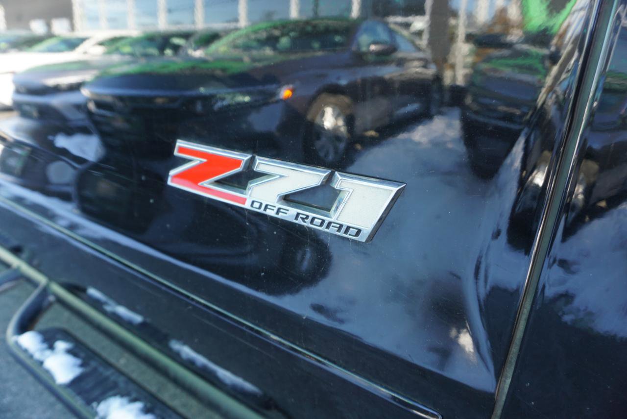 Used 2019 Chevrolet Silverado 1500 LT w/ All Star Edition image 4