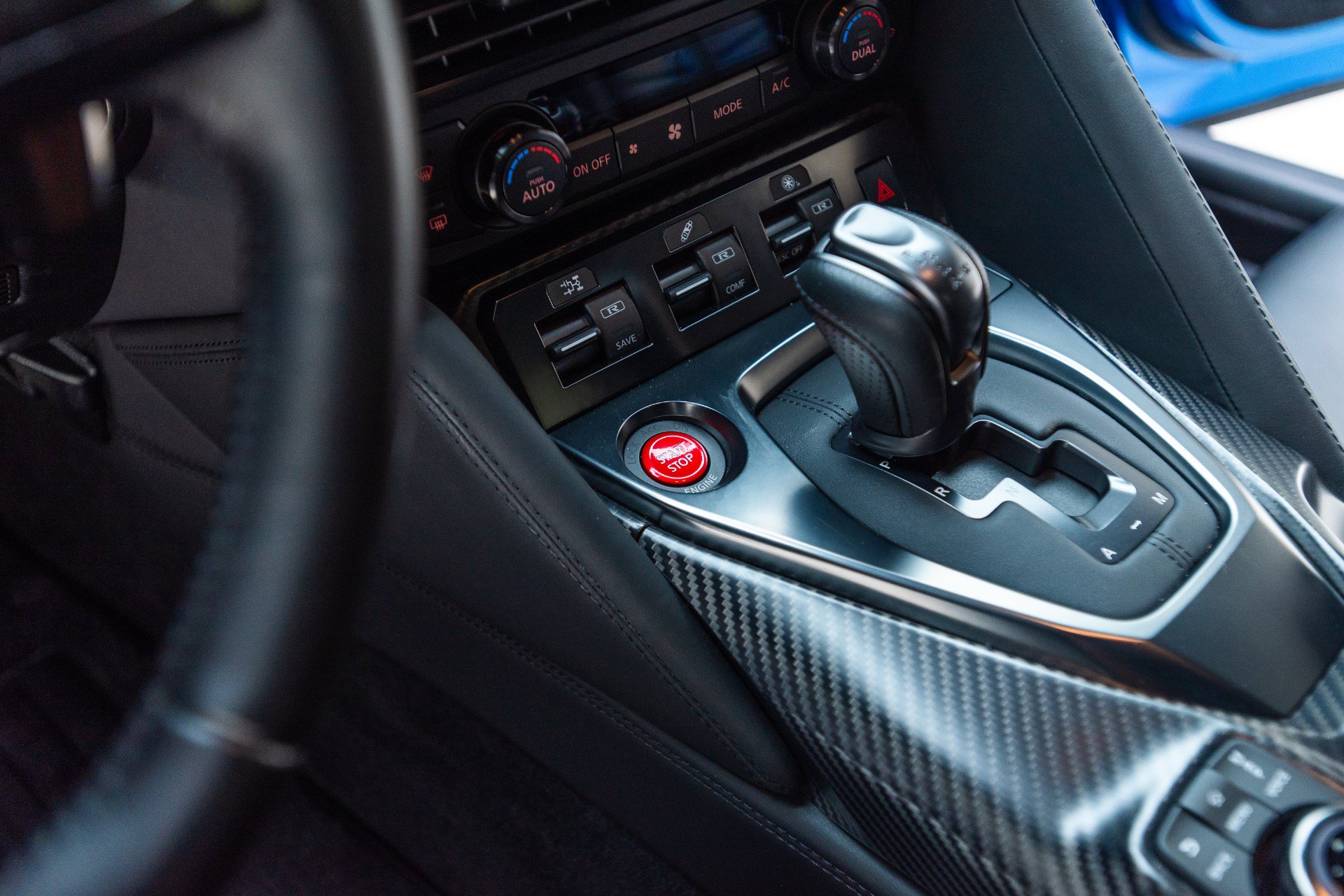 Used 2021 Nissan GT-R Premium AWD/4WD image 43