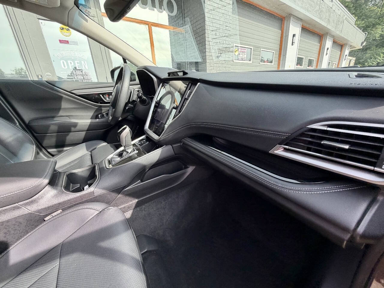 Used 2022 Subaru Outback Limited AWD/4WD image 31