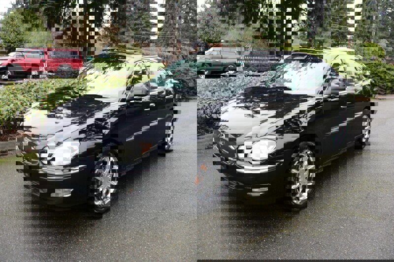 Used 2005 Buick LaCrosse CXS w/ Gold Convenience Package image 1