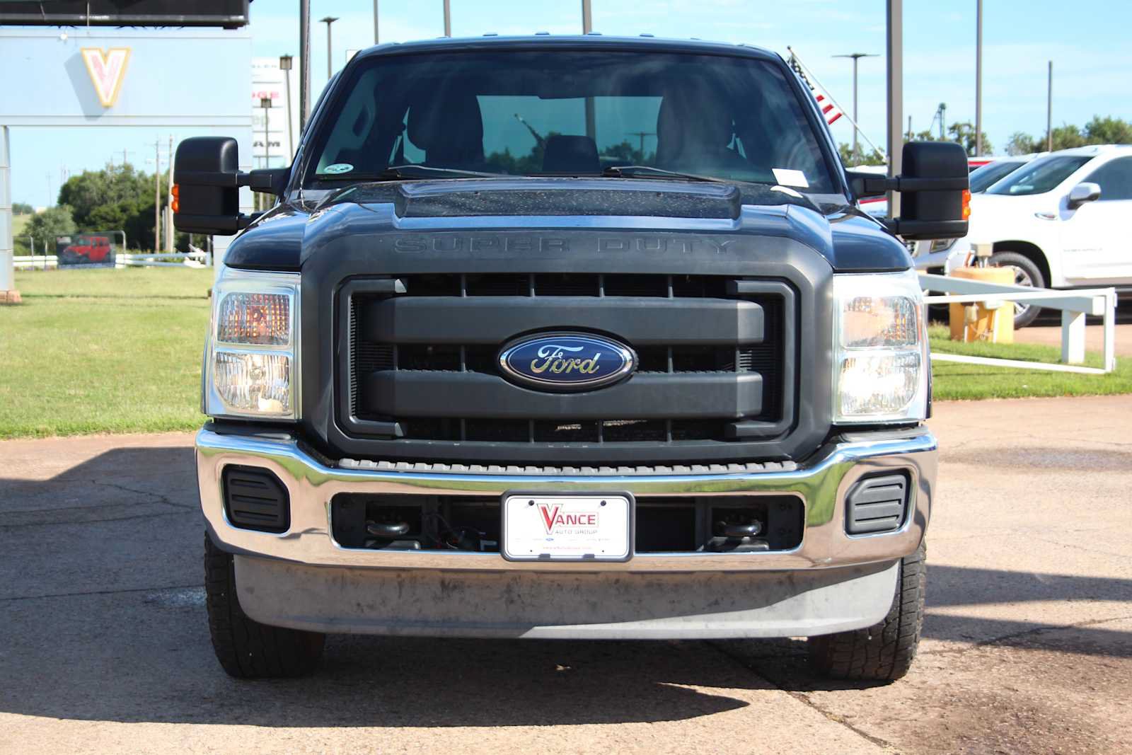 Used 2013 Ford F250 XL w/ PWR Equipment Group AWD/4WD image 2