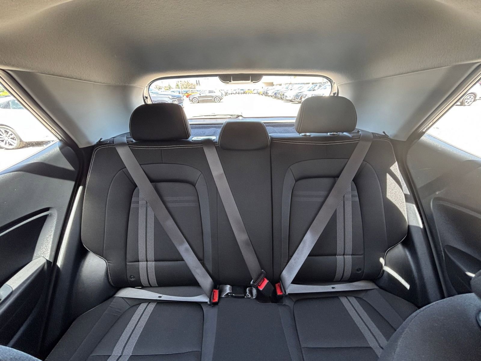 Used 2025 Hyundai Venue SEL image 39