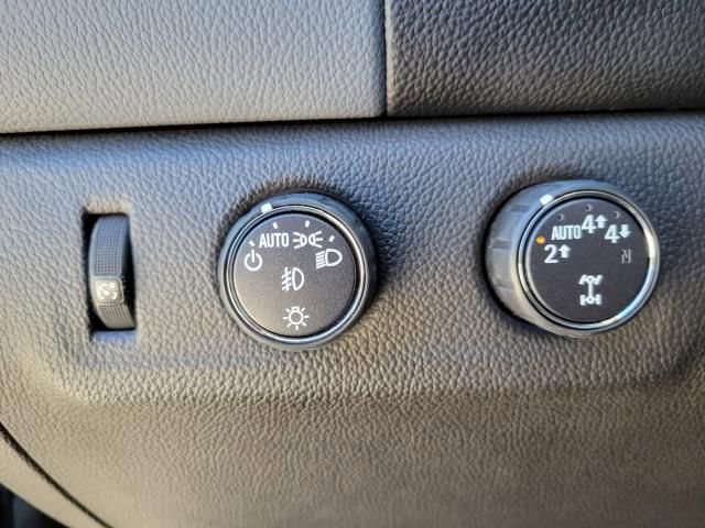 Used 2021 Chevrolet Colorado Z71 w/ Safety Package AWD/4WD image 21