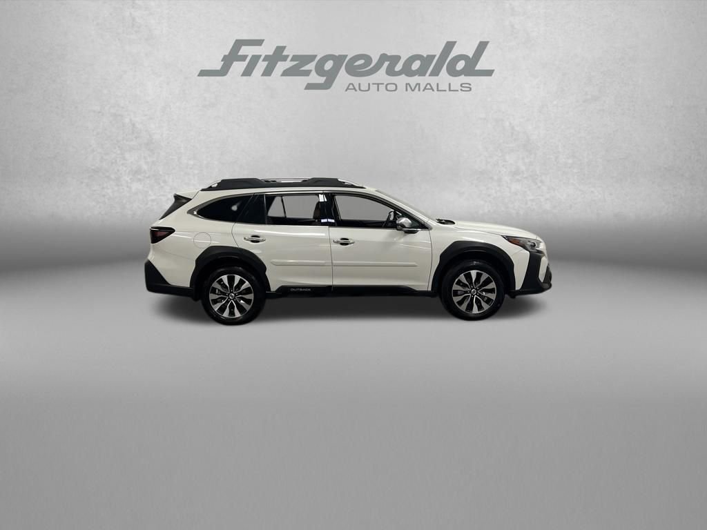 Used 2023 Subaru Outback Touring image 4