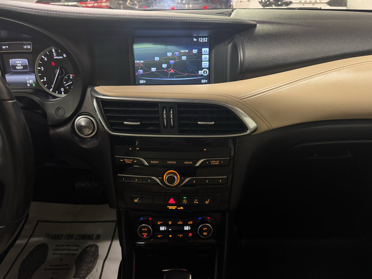 Used 2018 INFINITI QX30 Premium w/ Navigation Package image 11