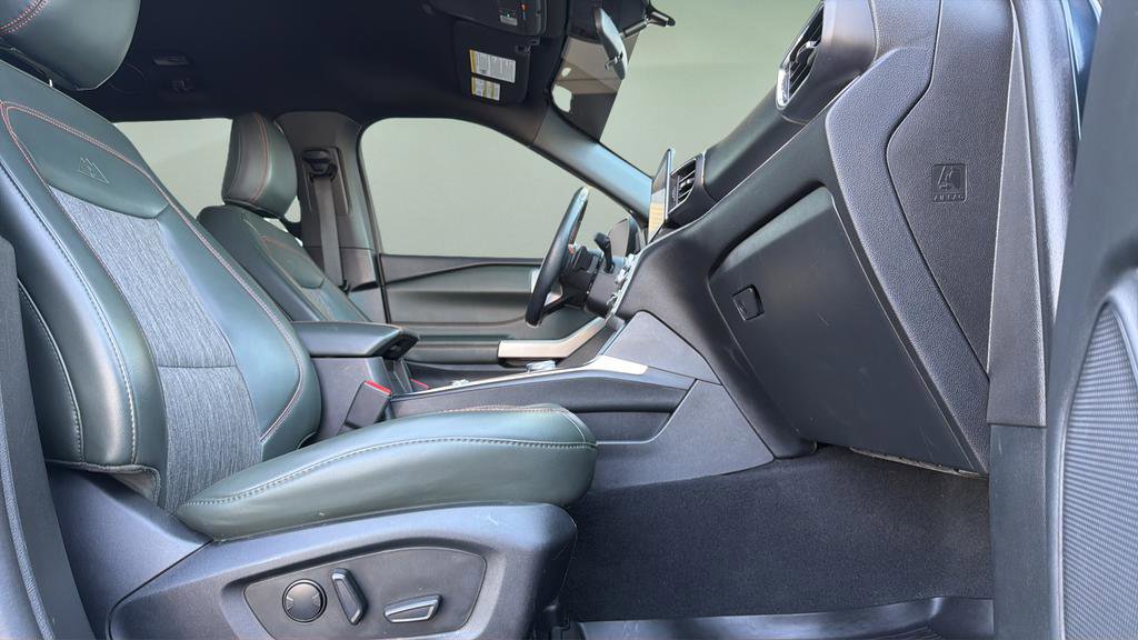 Used 2023 Ford Explorer Timberline image 11