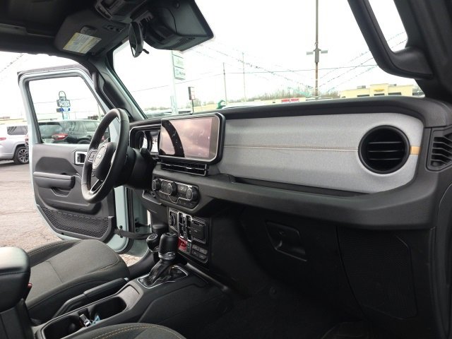 Used 2024 Jeep Wrangler Willys image 41