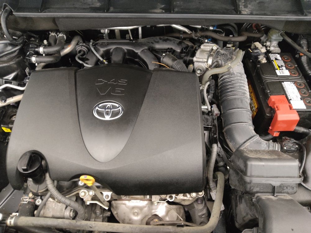 Used 2021 Toyota Highlander XLE image 30