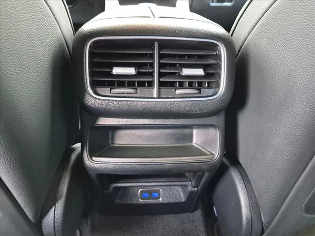 Used 2025 Mercedes-Benz GLE 350 4MATIC image 17