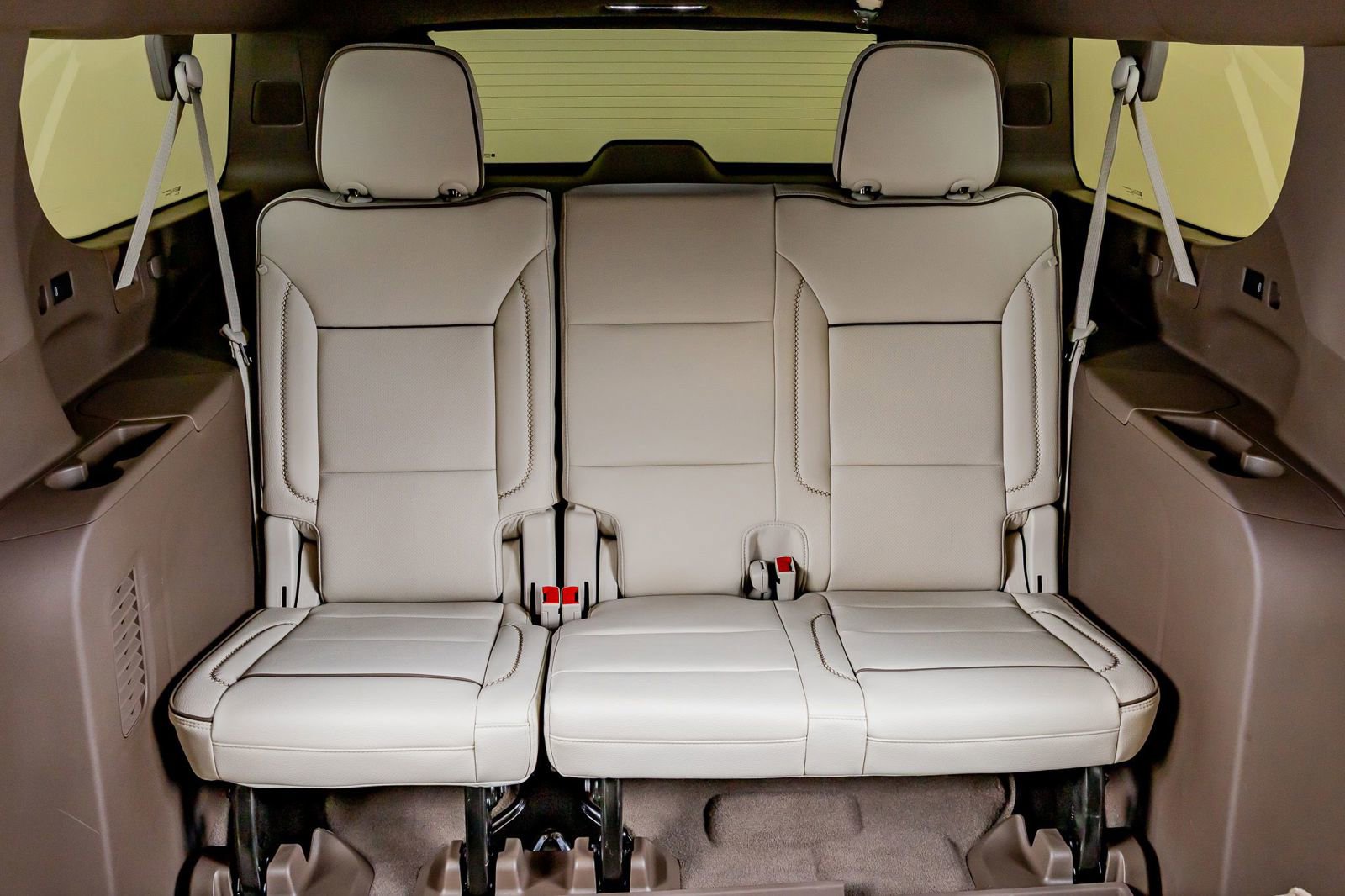 Used 2026 GMC Yukon XL Denali w/ LPO, Floor Liner Package AWD/4WD image 34