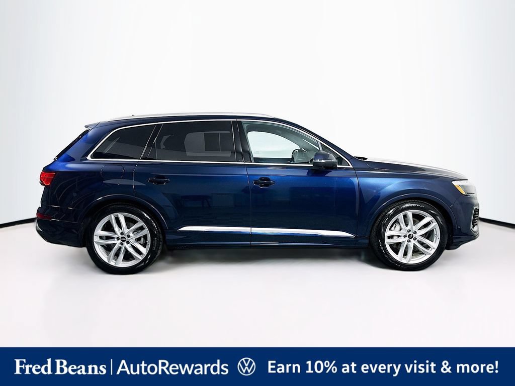 Used 2025 Audi Q7 3.0T Premium Plus w/ Premium Plus Package AWD/4WD image 11