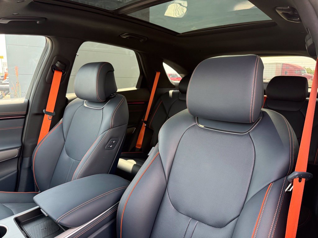 New 2026 Genesis GV70 3.5T Sport Advanced AWD/4WD image 36